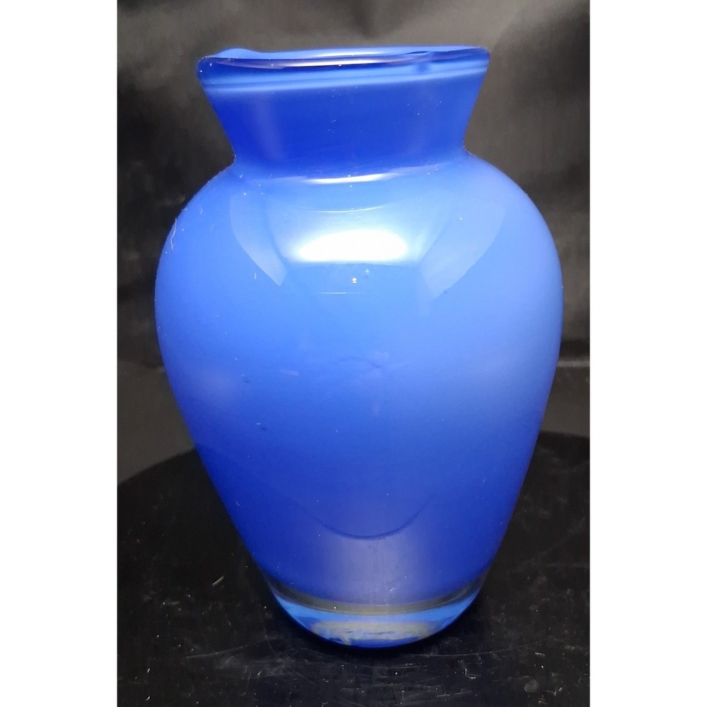 Vintage Cobalt‎ Blue Hand Blown Art Glass Bud Vase Cased Glass 5.5 Inch